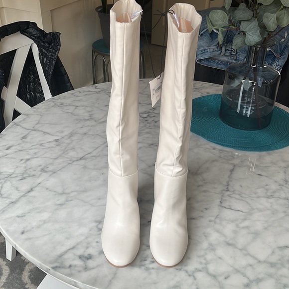 🆕 NWT Altar’d State marianne white ivory chunky heel mid-calf boots size 7 - Picture 3 of 8